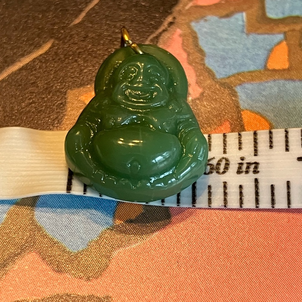 Jade Happy Buddha seated on 16” gold chain - Picture 4 of 6